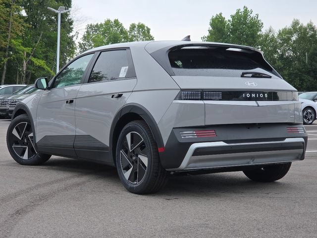 New 2026 Hyundai Ioniq 5 SE AWD/4WD image 16