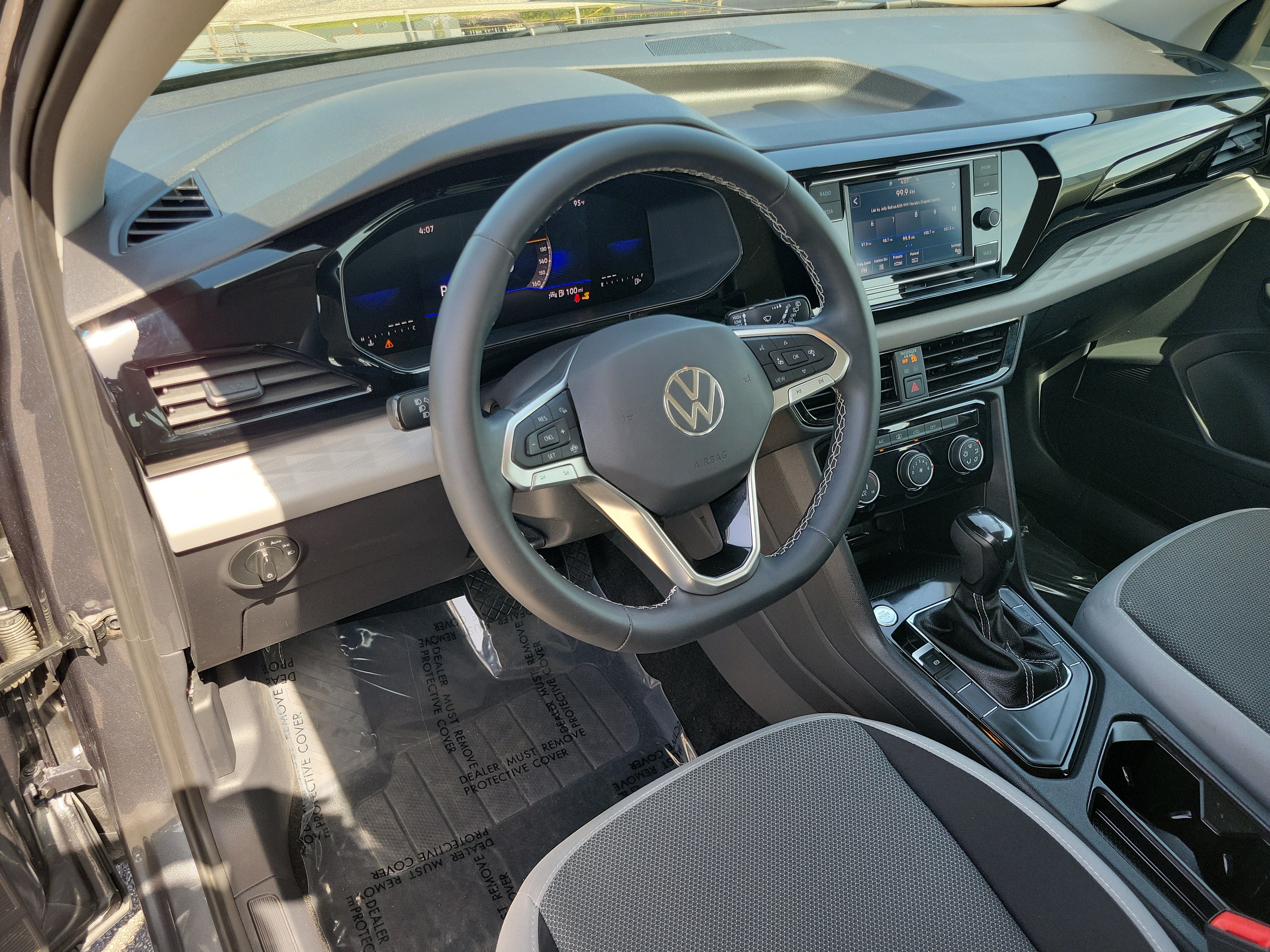 Used 2023 Volkswagen Taos S FWD image 19