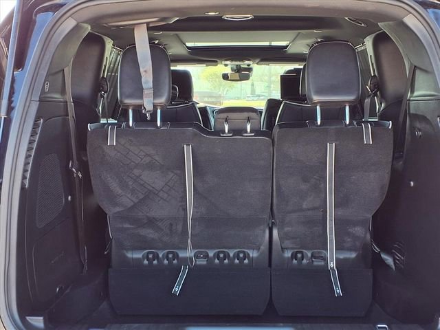 Used 2026 Chrysler Pacifica Limited w/ Uconnect Theater Family Group image 15
