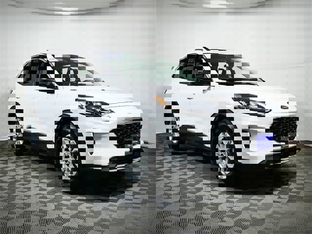 Certified 2022 Ford Escape SE w/ Cold Weather Package