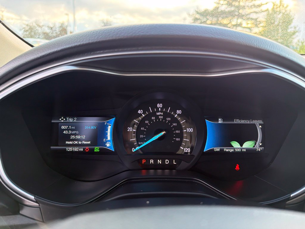Used 2019 Ford Fusion SEL FWD image 28