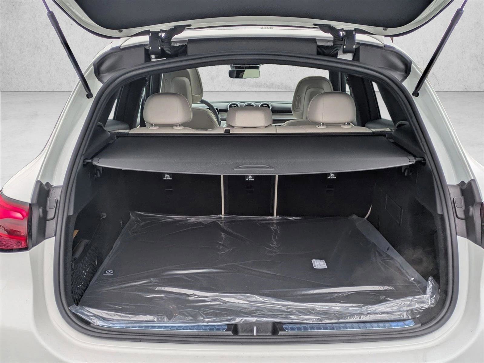 New 2026 Mercedes-Benz GLC 300 4MATIC image 6