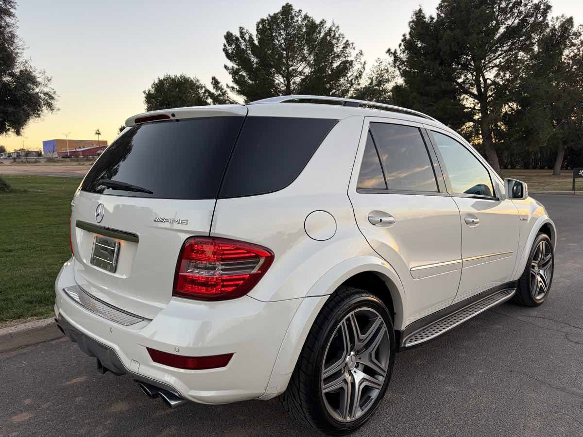 Used 2011 Mercedes-Benz ML 63 AMG 4MATIC image 13