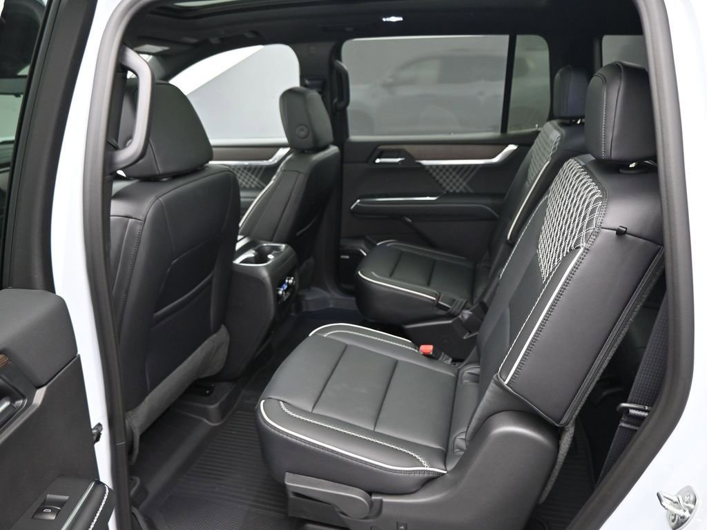 New 2026 GMC Acadia Denali w/ Super Cruise Package image 22