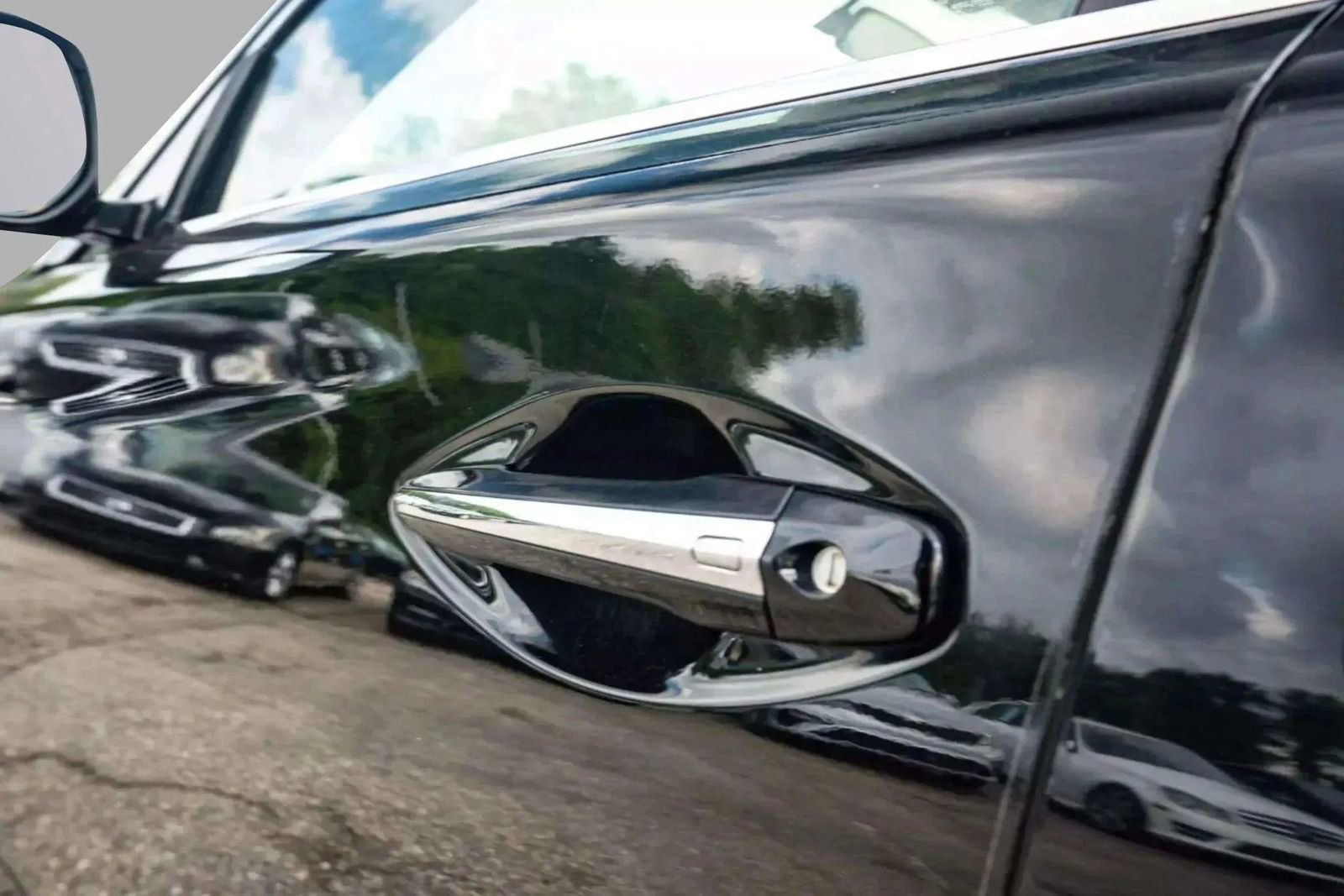 Used 2015 INFINITI Q50 w/ Moonroof Package image 20