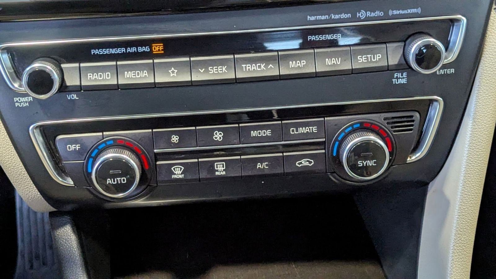 Used 2018 Kia Optima EX w/ Technology Package image 28