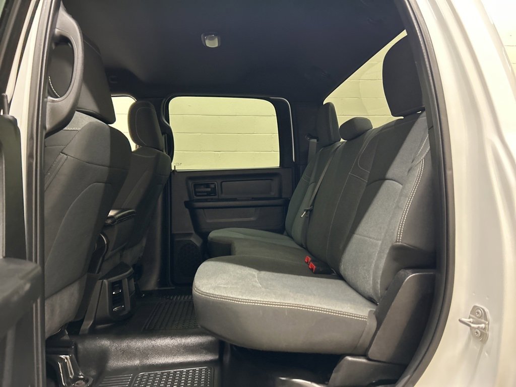 Used 2023 RAM 2500 Tradesman w/ Chrome Appearance Group image 8