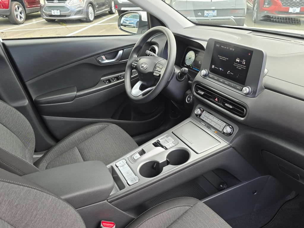 Used 2023 Hyundai Kona SE FWD image 10