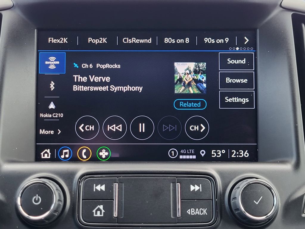 Used 2023 GMC Terrain AT4 image 7