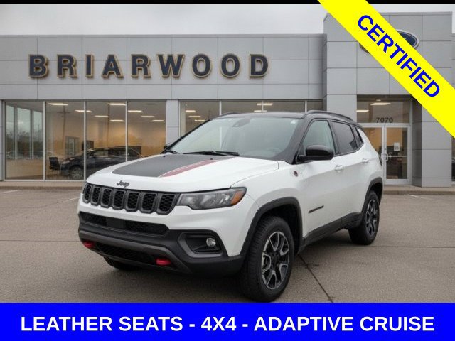 Used 2025 Jeep Compass Trailhawk