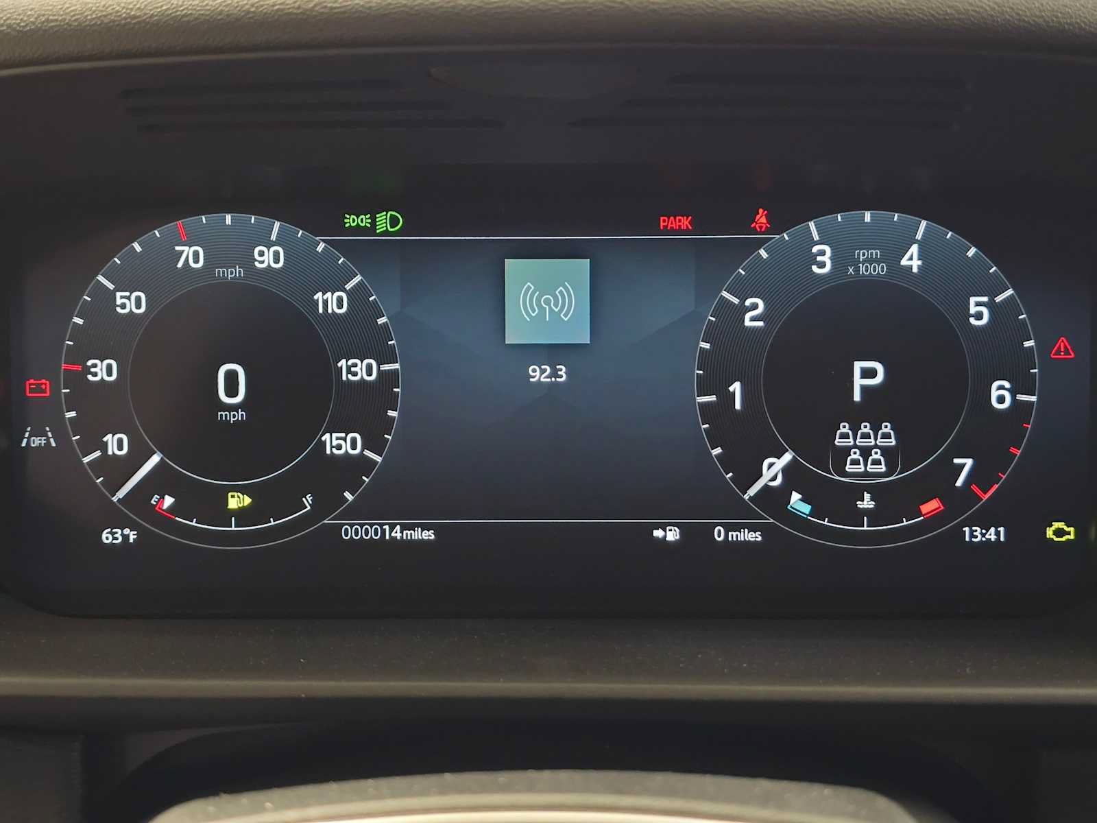 New 2026 Land Rover Discovery Limited Edition AWD/4WD image 26