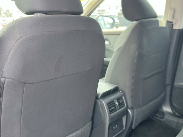 Used 2023 Nissan Rogue SV AWD/4WD image 19