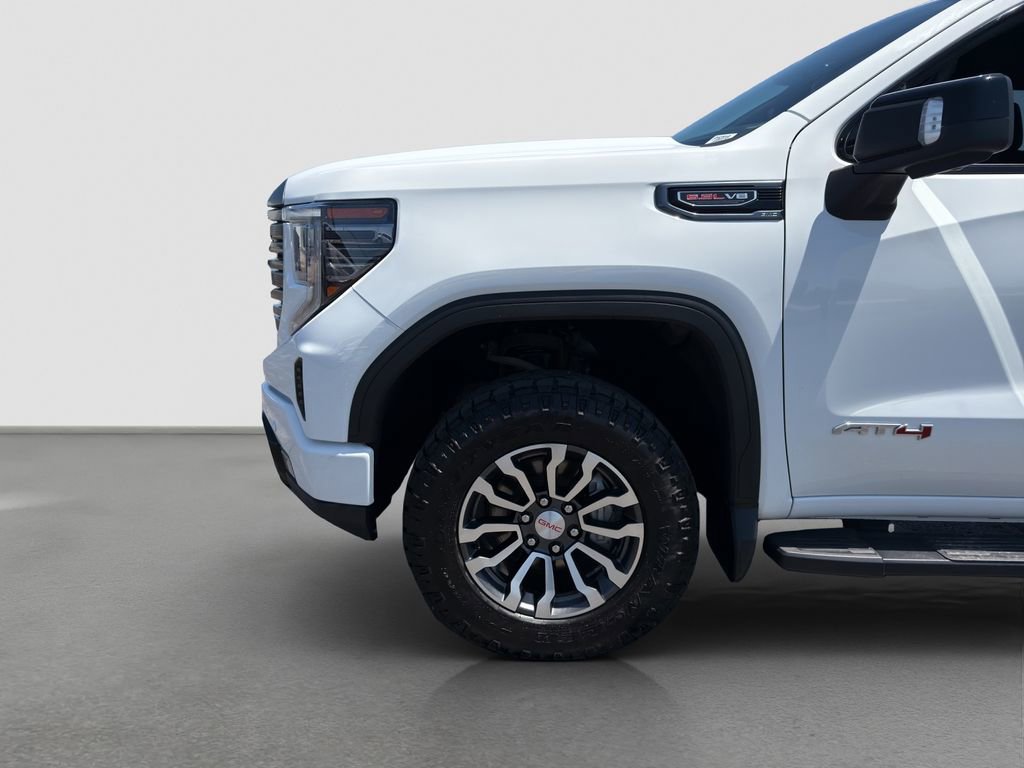 Used 2023 GMC Sierra 1500 AT4 w/ AT4 Preferred Package AWD/4WD image 24