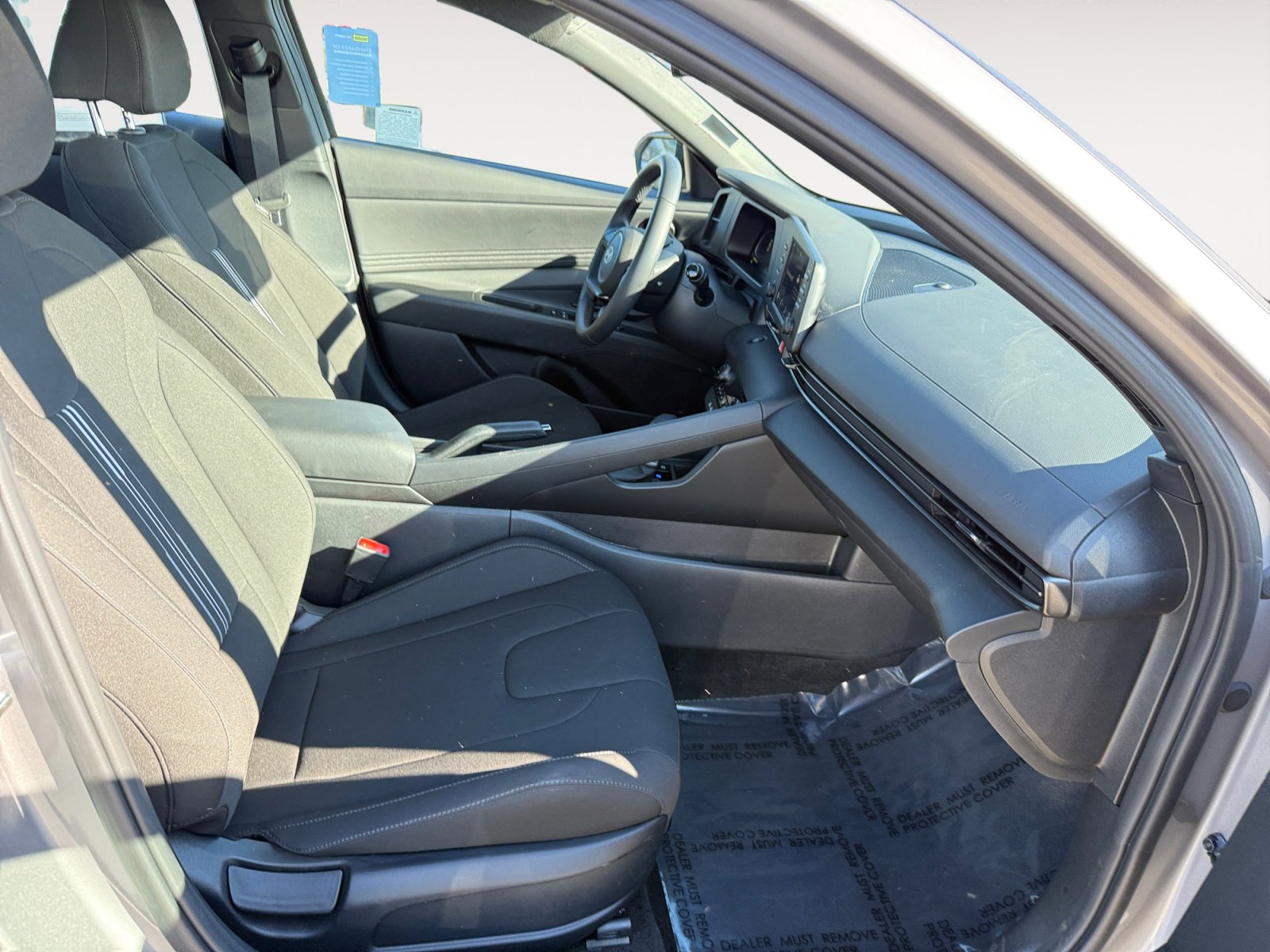 Certified 2025 Hyundai Elantra Sport image 19