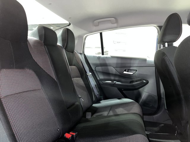 New 2026 Nissan Sentra SR w/ Floor Mat Package FWD image 27