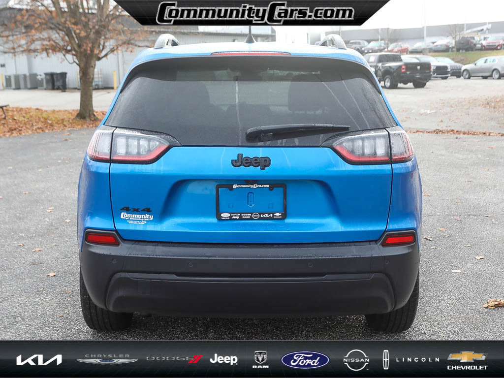 Used 2023 Jeep Cherokee Altitude Lux image 6