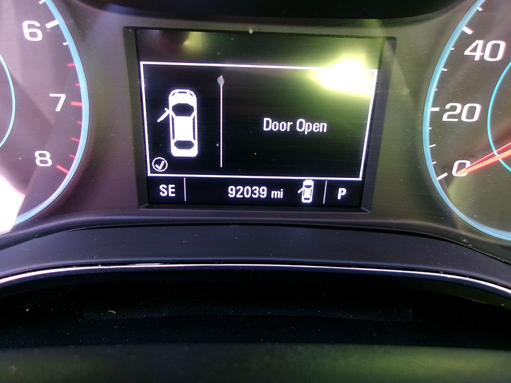 Used 2018 Chevrolet Cruze LT w/ Convenience Package image 20