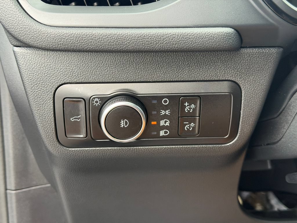 Used 2023 Ford Escape ST-Line Select AWD/4WD image 37