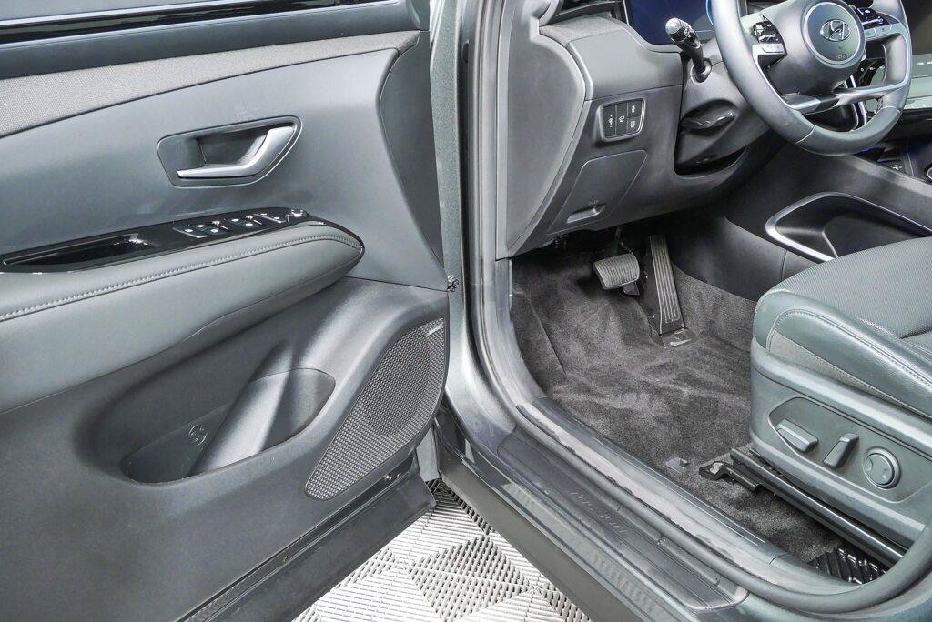 Used 2024 Hyundai Tucson Limited AWD/4WD image 7