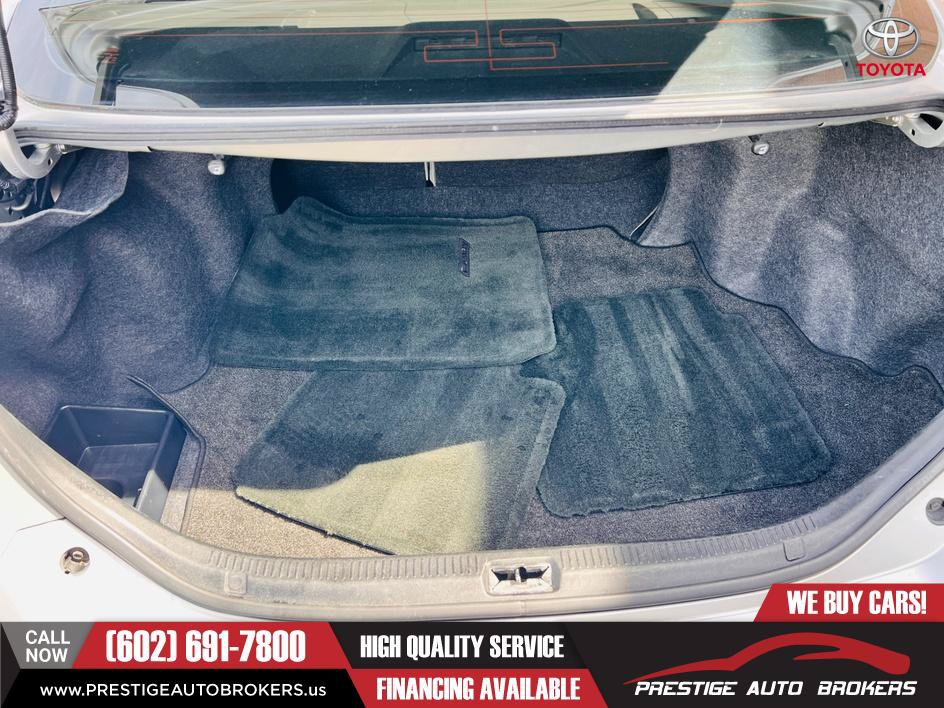 Used 2010 Toyota Camry FWD image 14