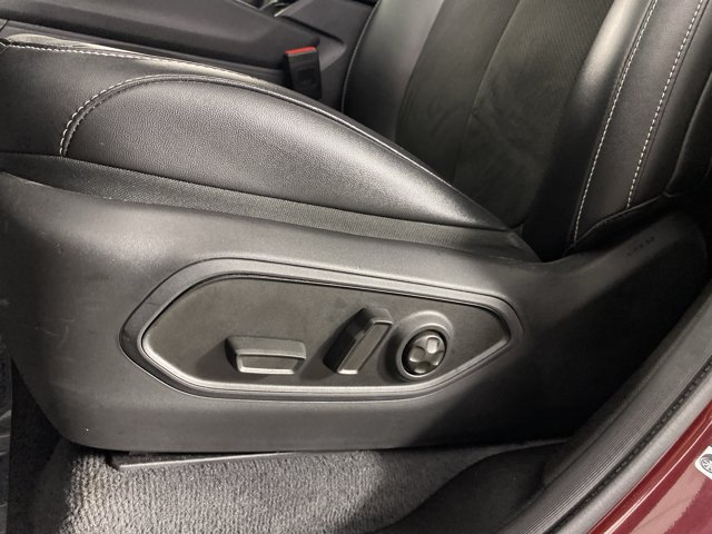 Used 2023 Jeep Grand Cherokee L Altitude AWD/4WD image 18