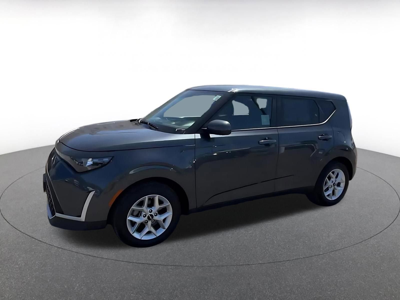 Used 2025 Kia Soul LX w/ LX Technology Package FWD image 8