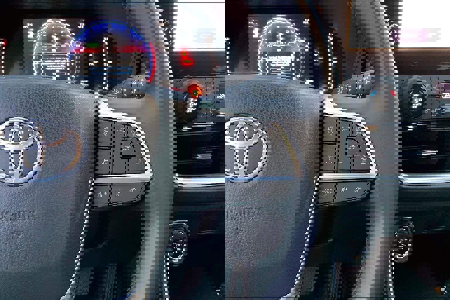 Used 2025 Toyota Grand Highlander FWD image 24