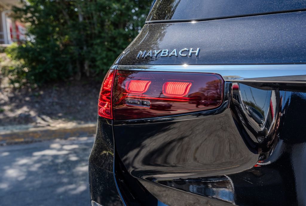 Used 2026 Mercedes-Benz Maybach GLS 600 4MATIC image 32