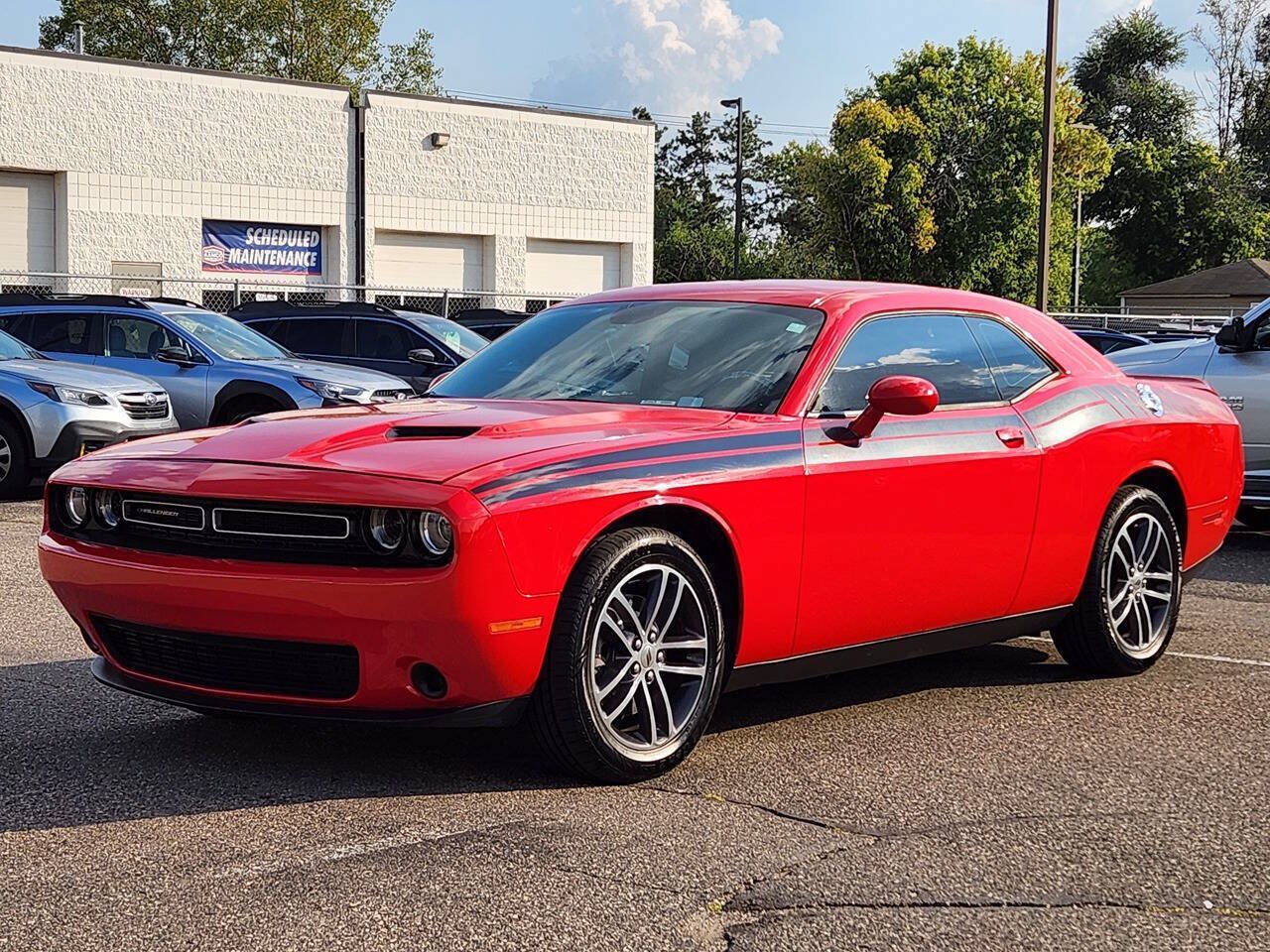 Used 2019 Dodge Challenger SXT AWD/4WD image 7
