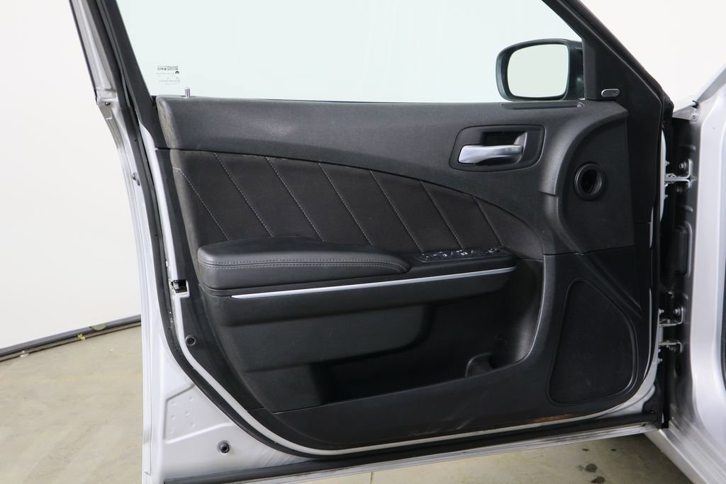 Used 2023 Dodge Charger SXT image 20