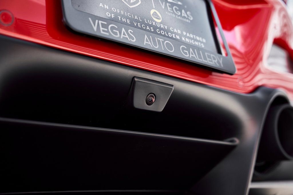 Used 2022 Ferrari F8 Tributo image 16