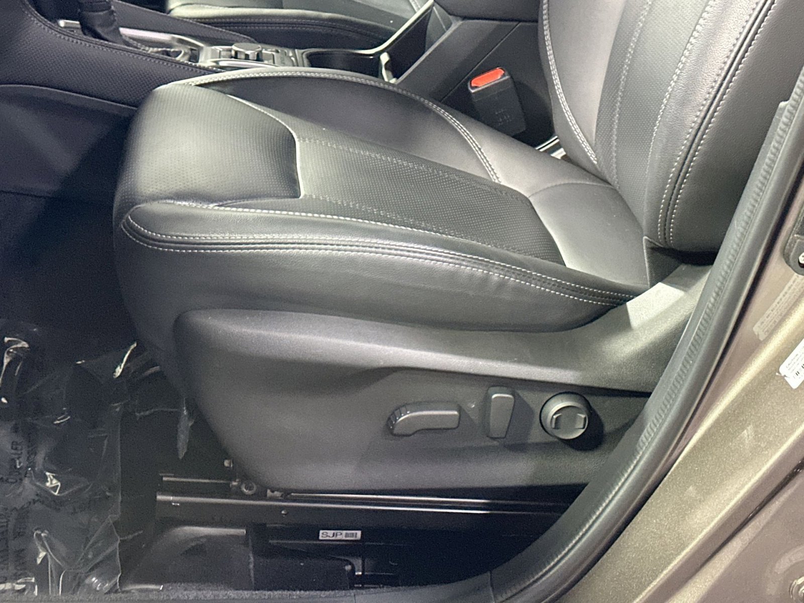 Used 2023 Subaru Forester Touring image 13