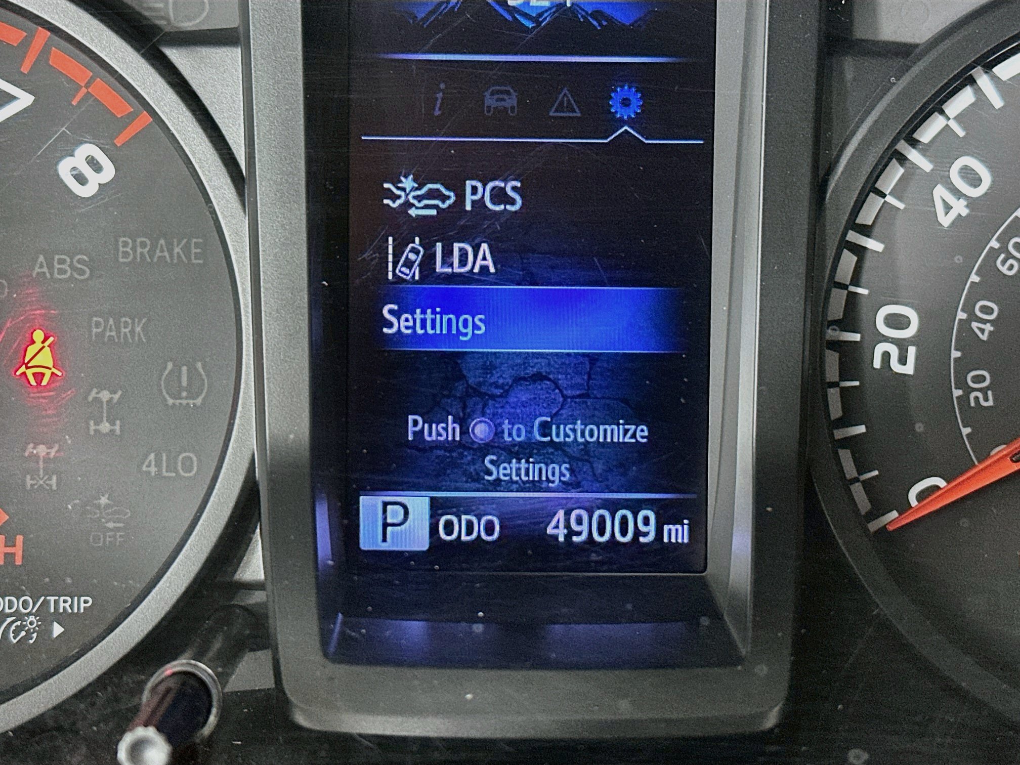 Used 2020 Toyota Tacoma SR w/ SR Convenience Package RWD image 18