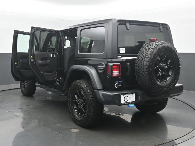 Used 2024 Jeep Wrangler Unlimited AWD/4WD image 54