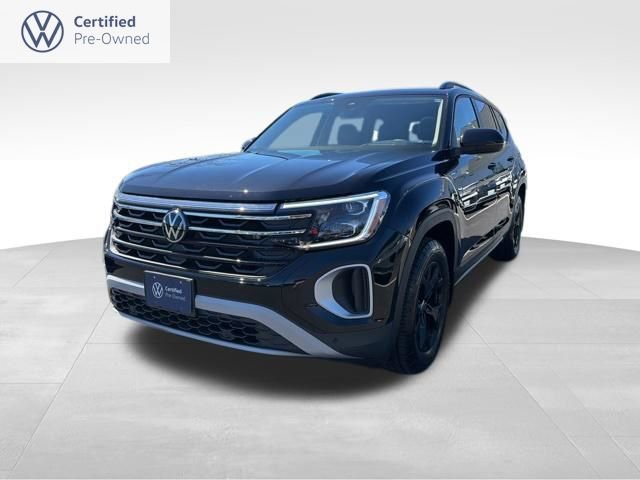 Certified 2024 Volkswagen Atlas Peak Edition SEL AWD/4WD image 4