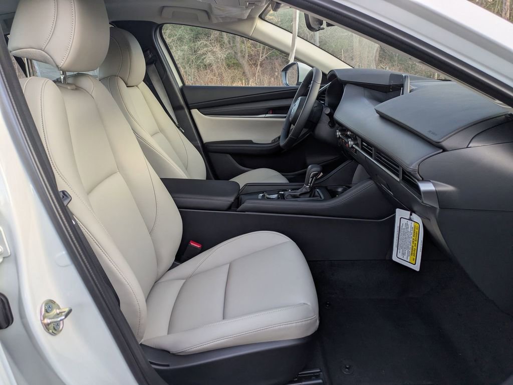New 2026 MAZDA MAZDA3 2.5 S Sedan w/ Preferred Pkg image 29
