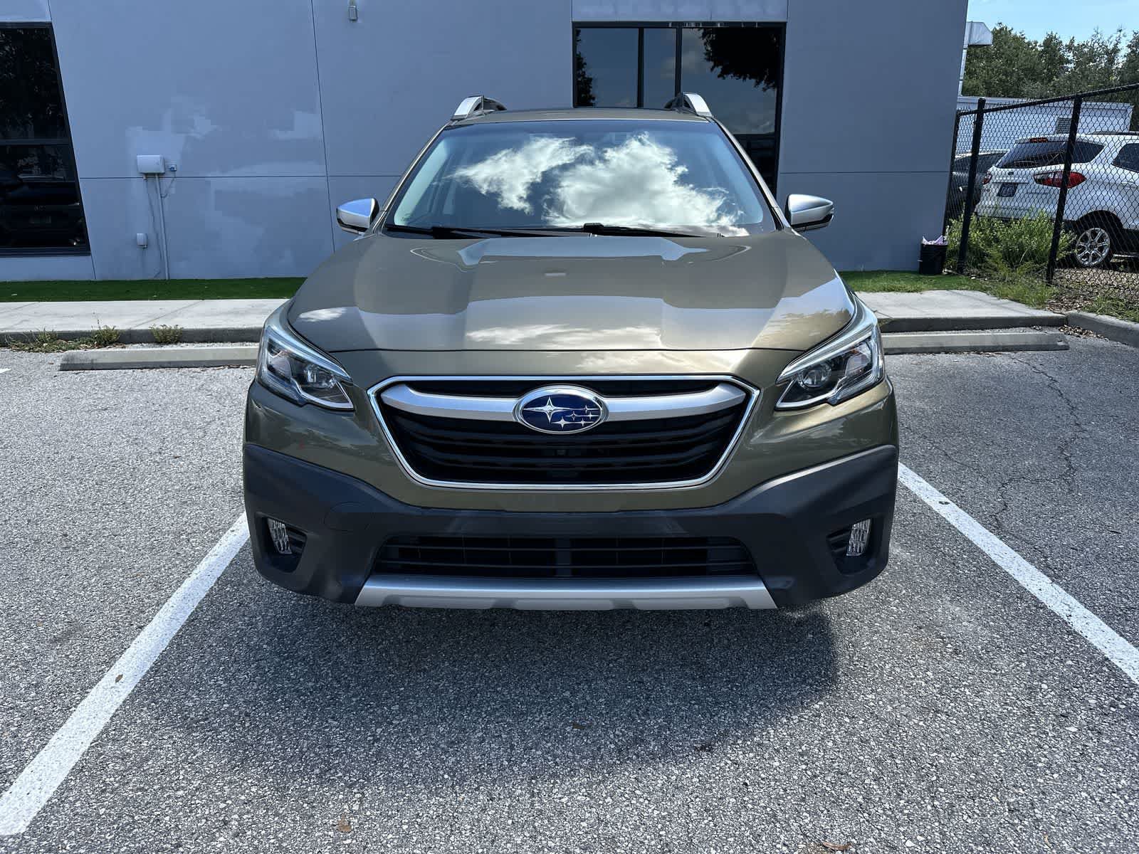 Used 2020 Subaru Outback Touring w/ Popular Package #2 AWD/4WD image 12