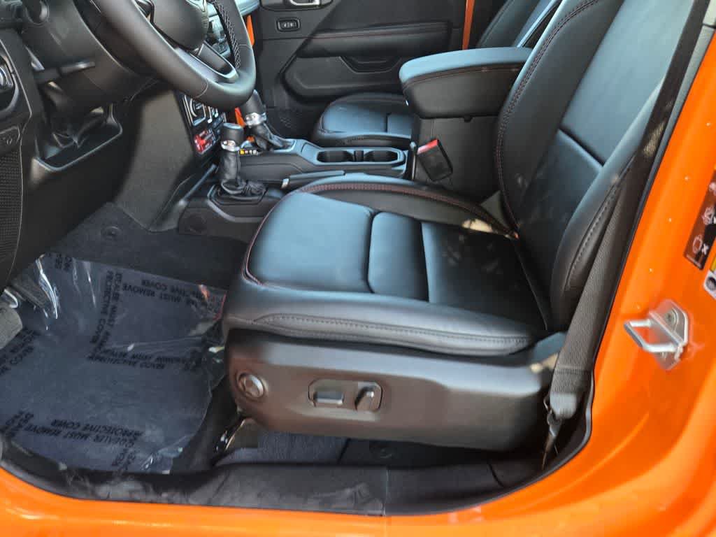 New 2026 Jeep Wrangler Unlimited Rubicon AWD/4WD image 18