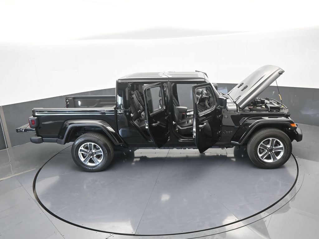 Used 2024 Jeep Gladiator Sport w/ Premium Package image 67