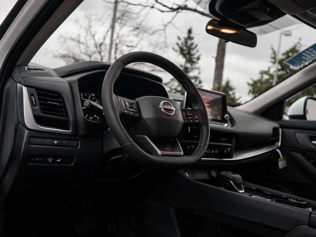 New 2026 Nissan Rogue SV AWD/4WD image 19