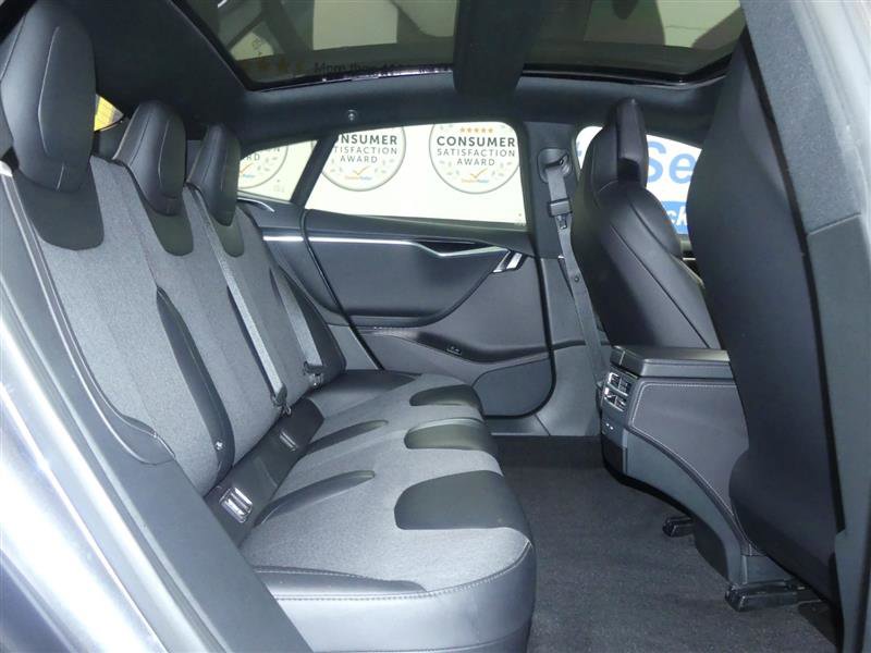 Used 2017 Tesla Model S 75D image 21