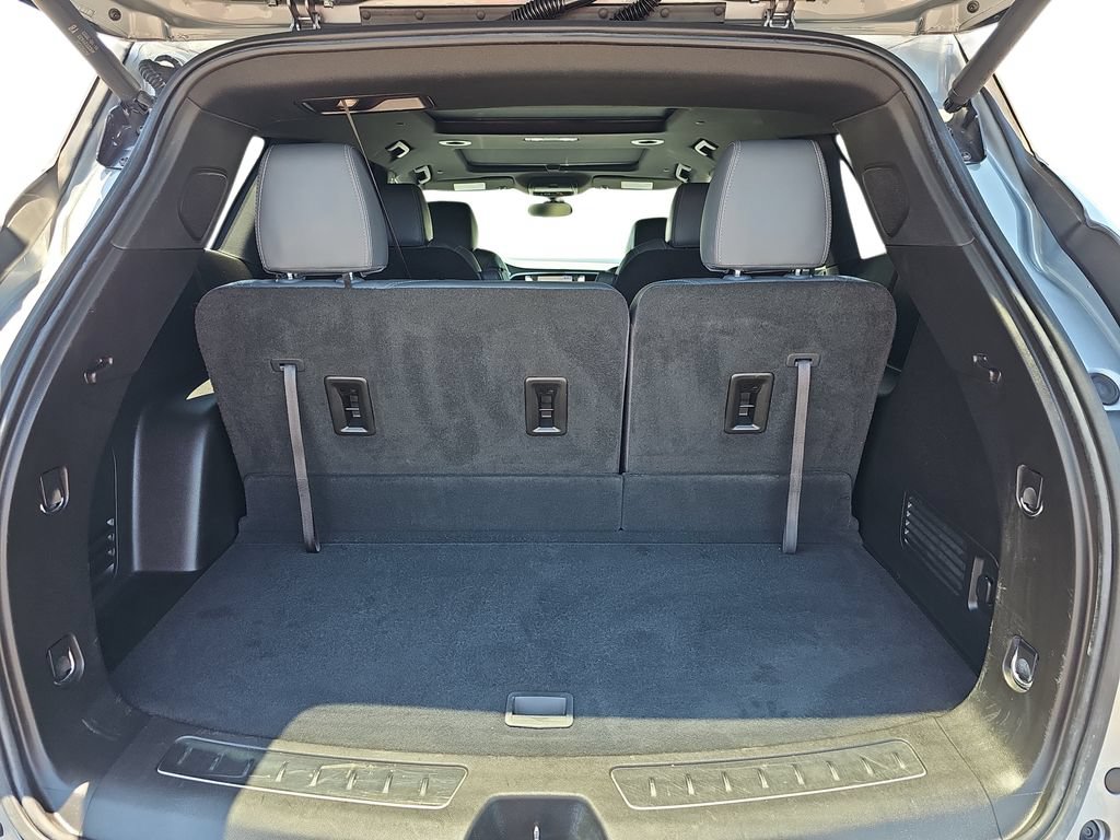 Used 2023 Buick Enclave Essence w/ Experience Buick Package FWD image 30