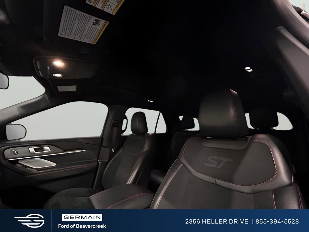 Certified 2025 Ford Explorer ST image 15