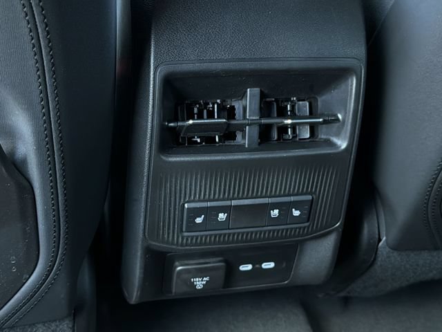 Used 2024 Jeep Wagoneer Launch Edition AWD/4WD image 18