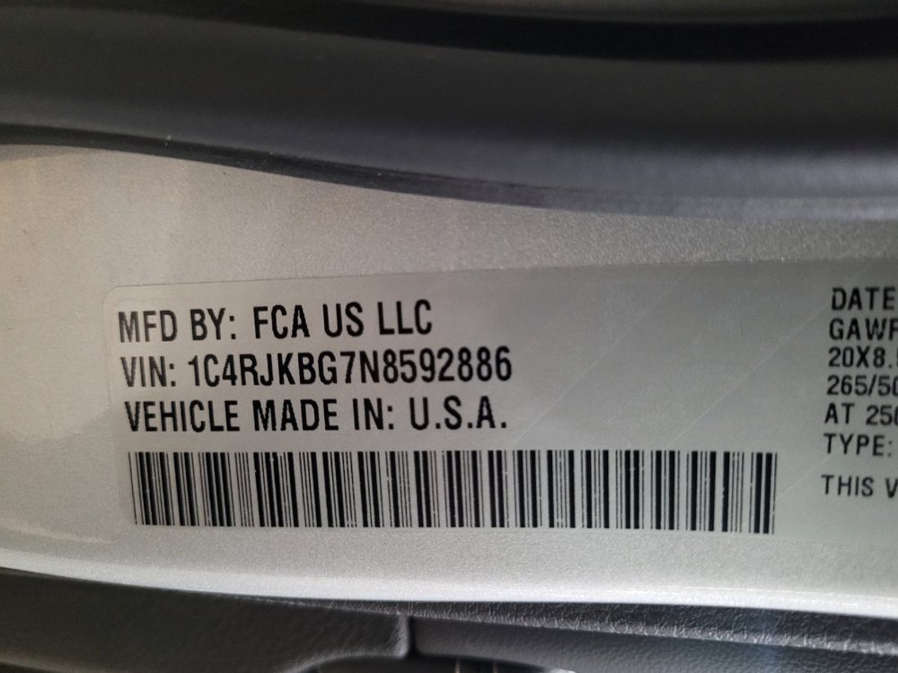 Used 2022 Jeep Grand Cherokee L Limited AWD/4WD image 33
