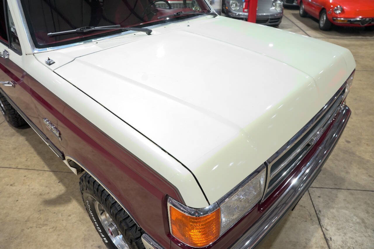 Used 1990 Ford Bronco XLT 2dr 4WD SUV image 29