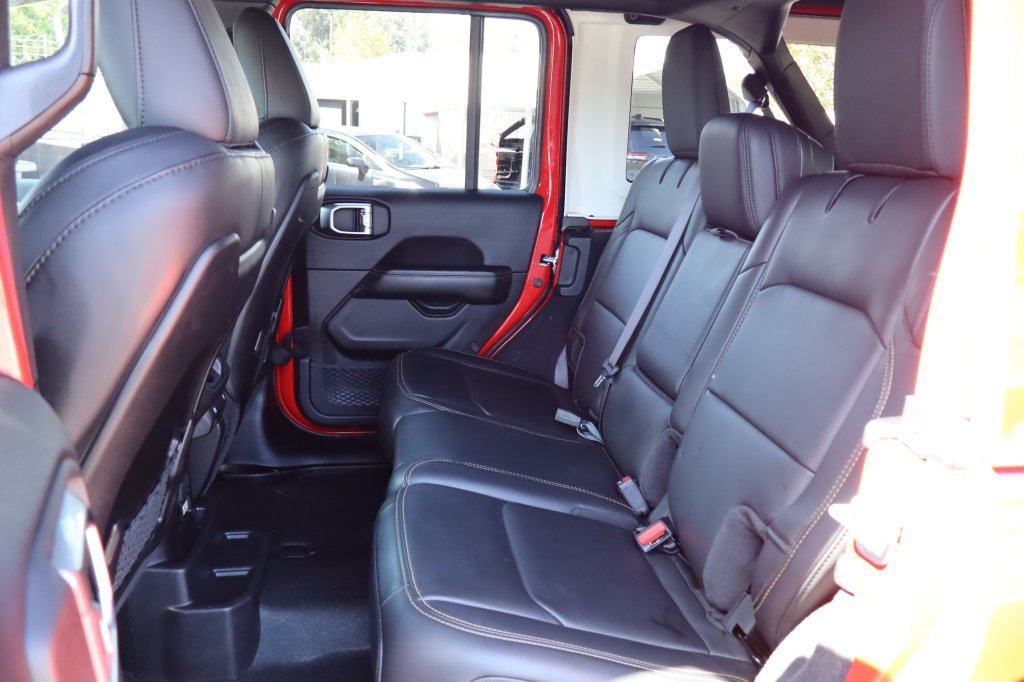 Certified 2025 Jeep Wrangler Unlimited Rubicon 392 AWD/4WD image 33