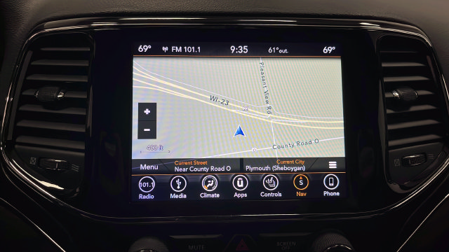 Used 2019 Jeep Grand Cherokee Limited AWD/4WD image 15