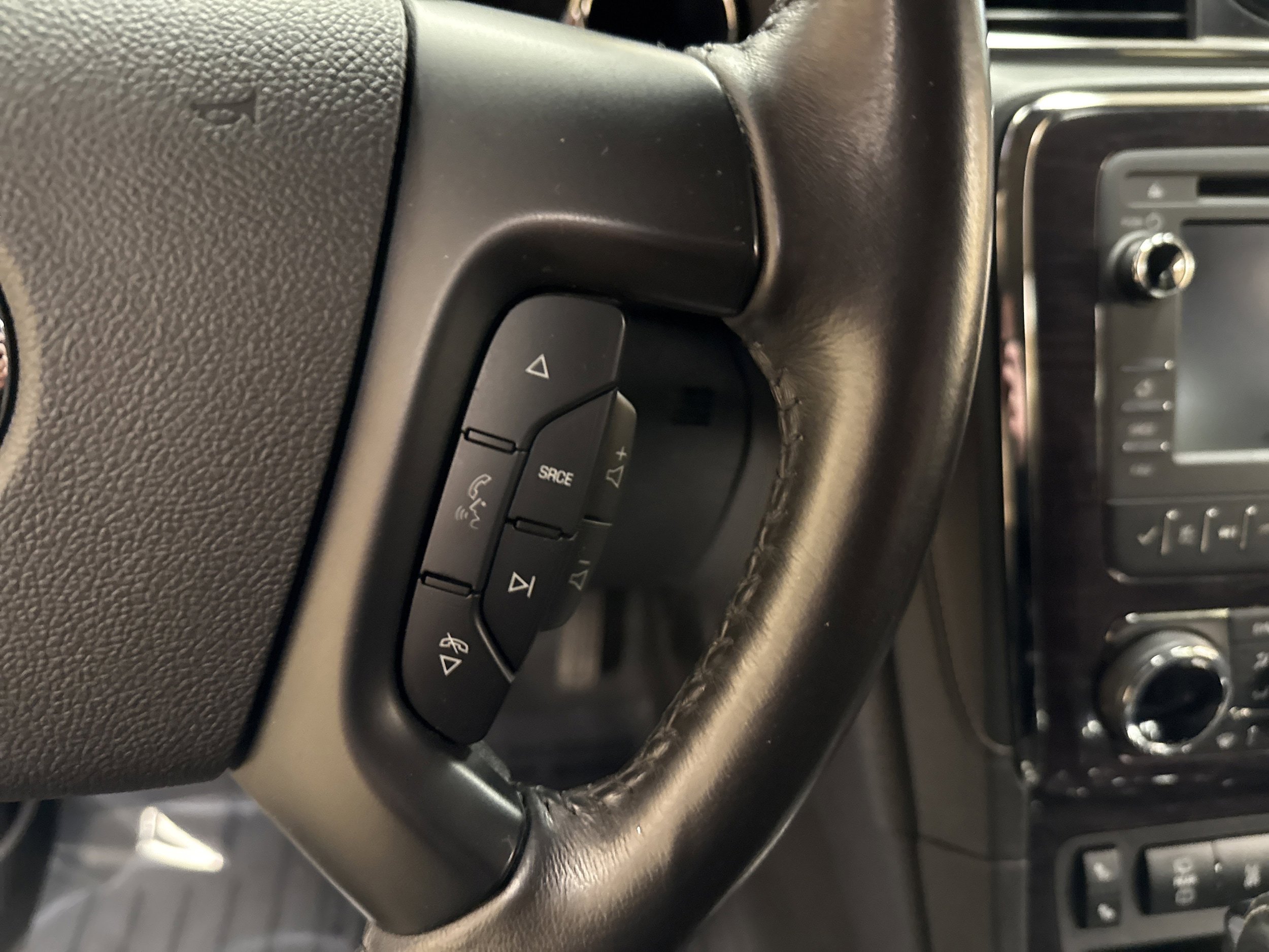 Used 2017 Buick Enclave Leather AWD/4WD image 44