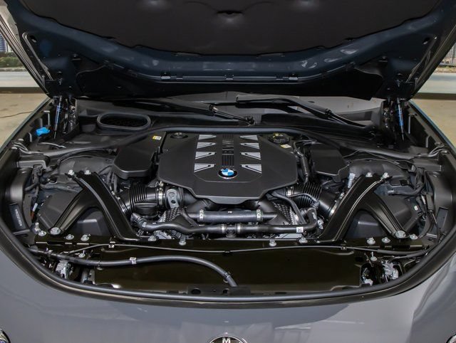 New 2026 BMW 760i xDrive w/ Executive Package AWD/4WD image 5